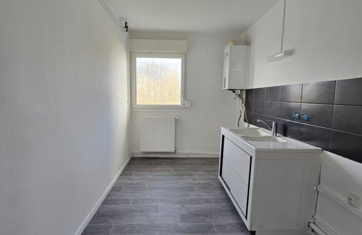Location - Appartement T5 - 73m2 - Saint-Avold — photo 2