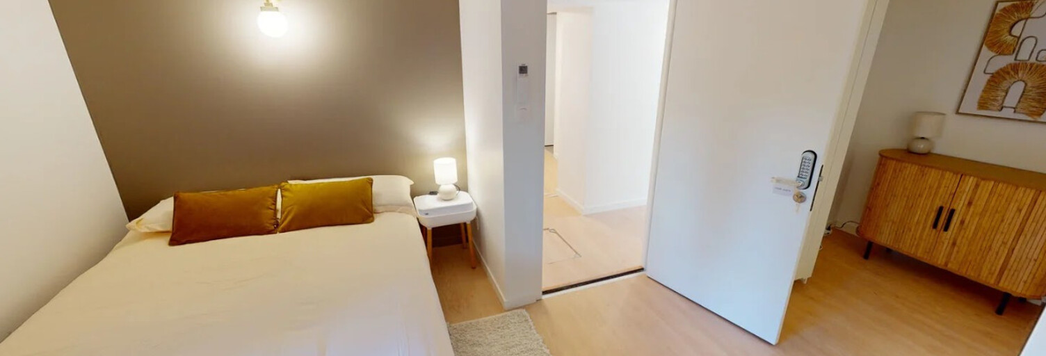 Appartement 1 Pièce 12 m² à louer à Bron (69500)