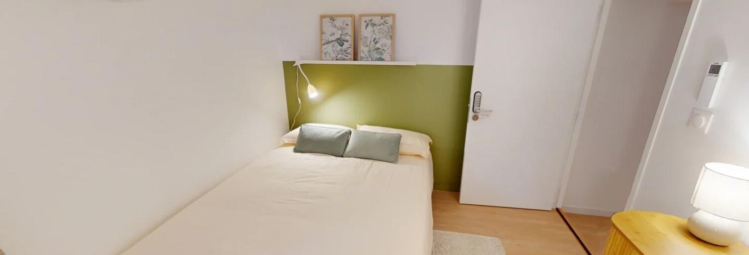 Appartement 1 Pièce 12 m² à louer à Bron (69500)