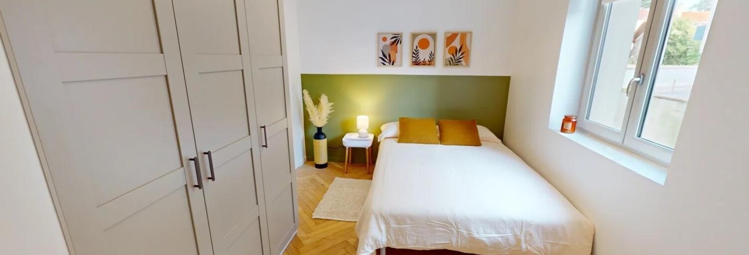 Appartement 1 Pièce 17 m² à louer à Bron (69500)