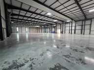 MY TRANSAC vous propose à la location un bâtiment indépendant d'activité et Stockage NEUF de 5 800m² Divisible avec QUAIS et Portes sectionnelles de Plain pied — photo 3
