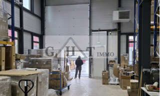 Local industriel  150 m² à louer à Gennevilliers (92230)