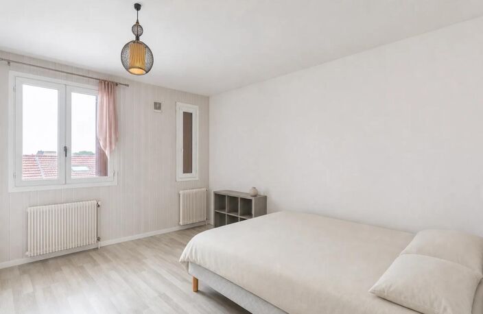 Appartement de 4 pièces de  77,92 m² à Pont-de-Chéruy — photo 5