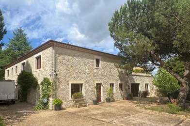 Maison 10 pièces 924000 €