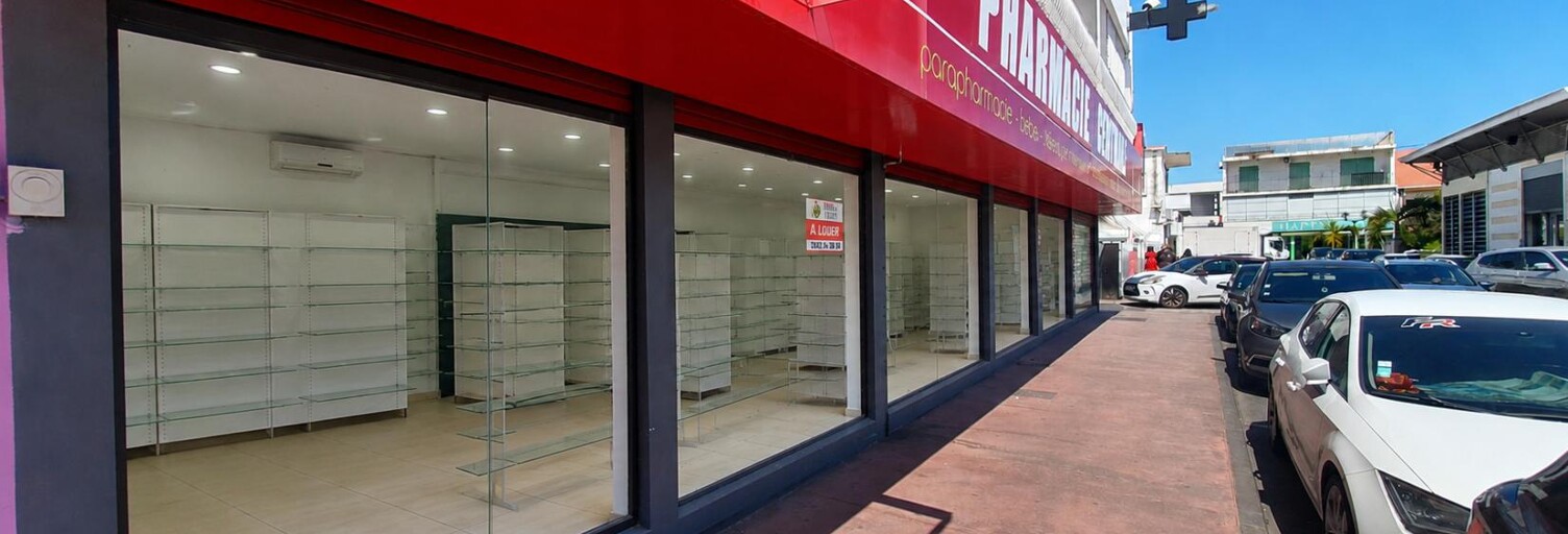 Commerce 1 Pièce 97 m² à louer à Saint-Louis (97450)