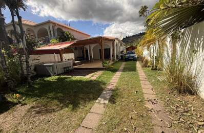 maison F4 meublée pour famille avec 2 enfants à Saint-Paul : — photo du bien