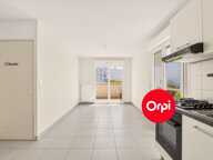 Appartement À Vendre - T2 - 40m2 - Dernier étage - Parking - Garage en sus — photo 3