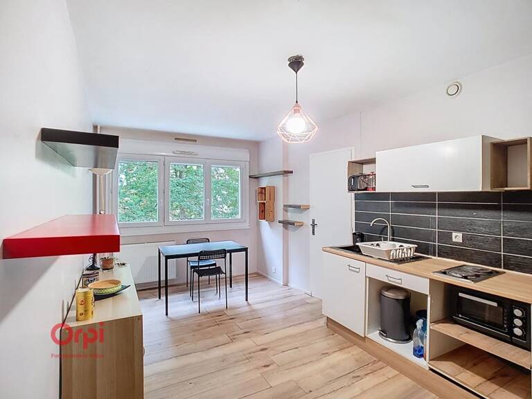Appartement À Vendre — photo 1