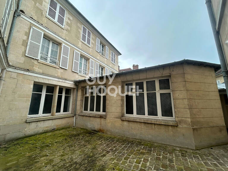 COMPIÈGNE HYPERCENTRE - DEMEURE DE MAÎTRE - BIEN D'EXCEPTION À RÉNOVER — photo 1