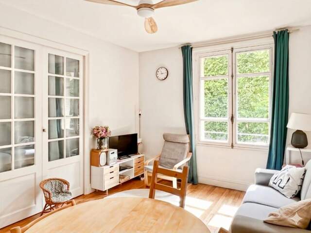 Appartement À Vendre — photo du bien