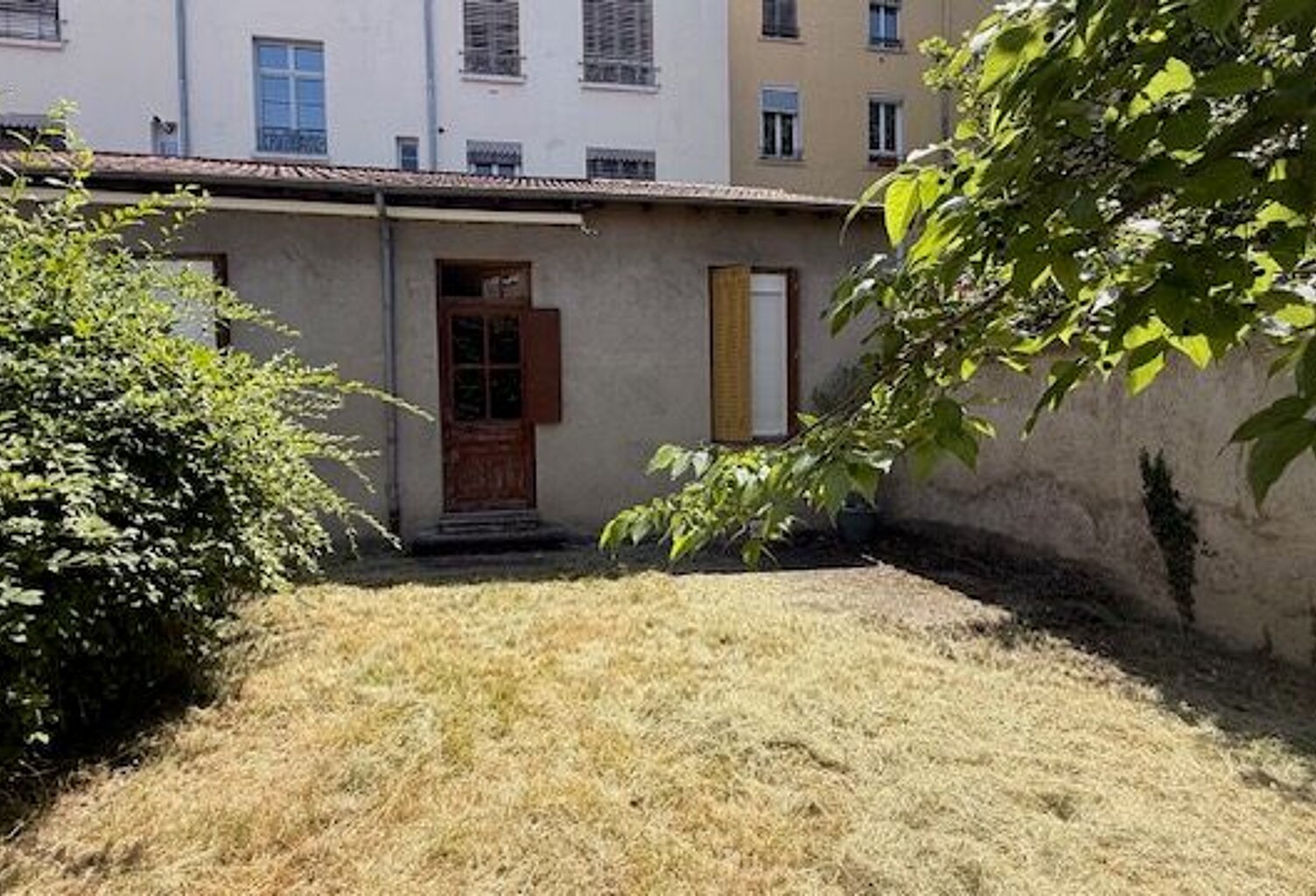 Plateau à aménager, avec jardin — photo 1