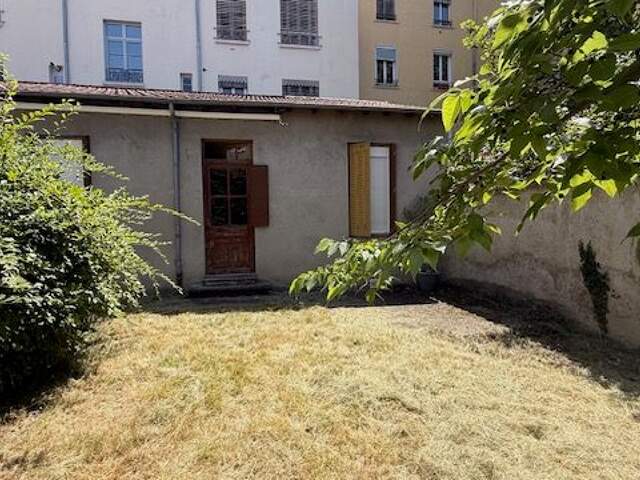 Plateau à aménager, avec jardin — photo du bien