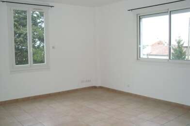 Appartement 3 pièces 582 €