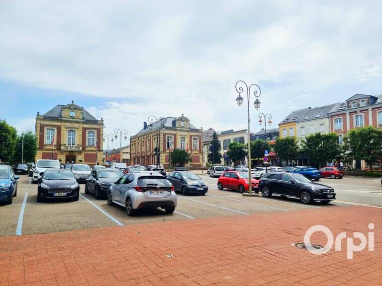 Bien Commercial À Vendre — photo 1