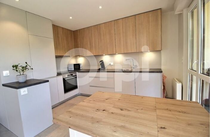 Appartement À Vendre — photo 2