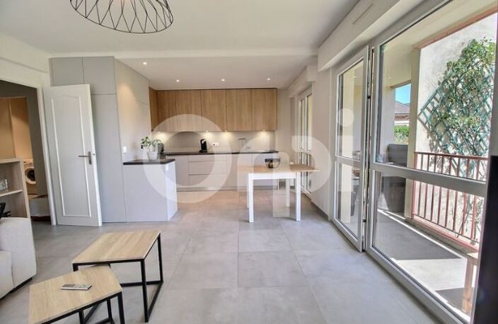 Appartement À Vendre — photo 3