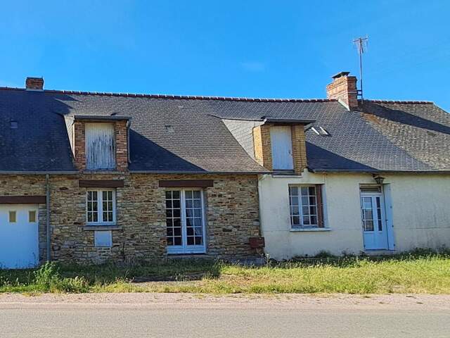 Maison de bourg, joli potentiel — photo du bien