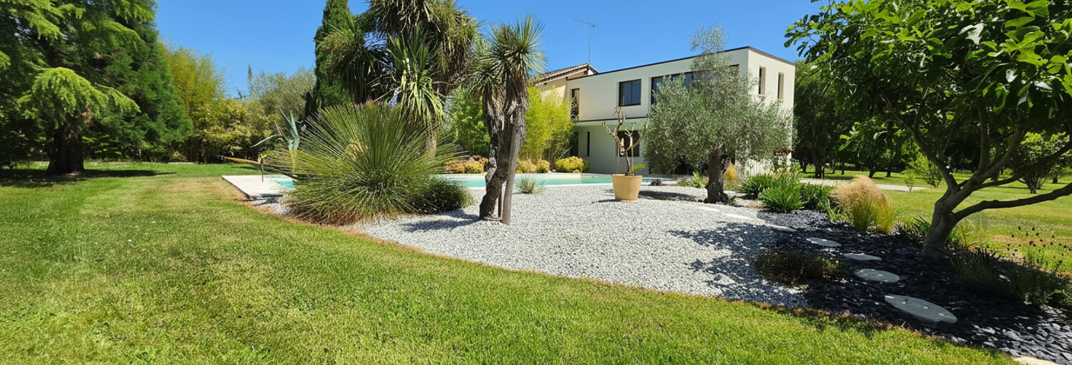 Maison 7 Pièces 304 m² à vendre à Saint-Martial-d'Artenset (24700)