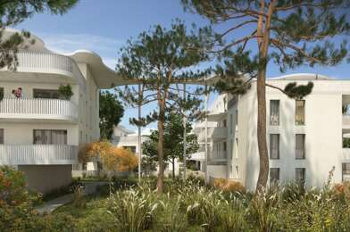 Appartement 3 pièces 250900 €