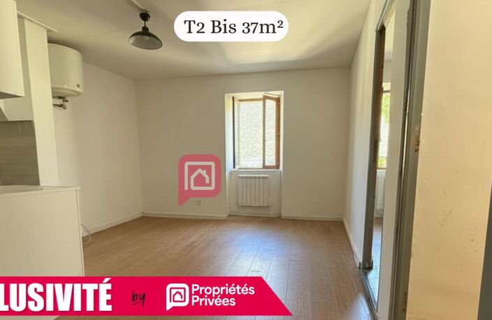 IMMEUBLE DE RAPPORT - CENTRE DE VOUTEZAC — photo 2