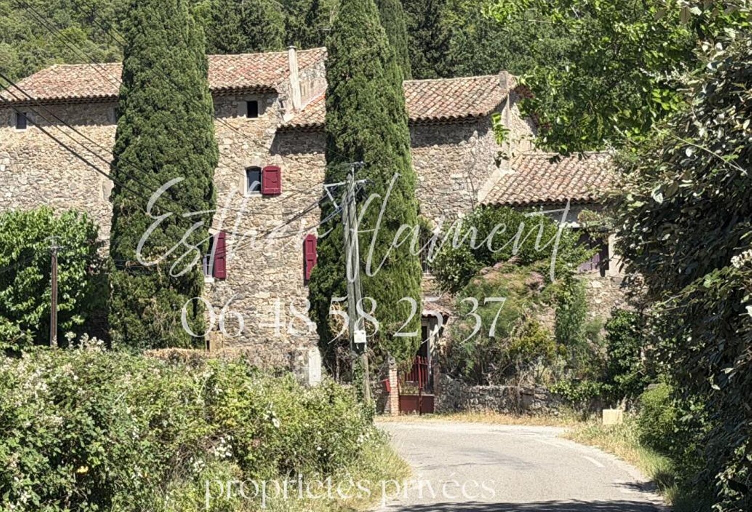 Mas cévenol à rénover proche ANDUZE et GENERARGUES — photo 1