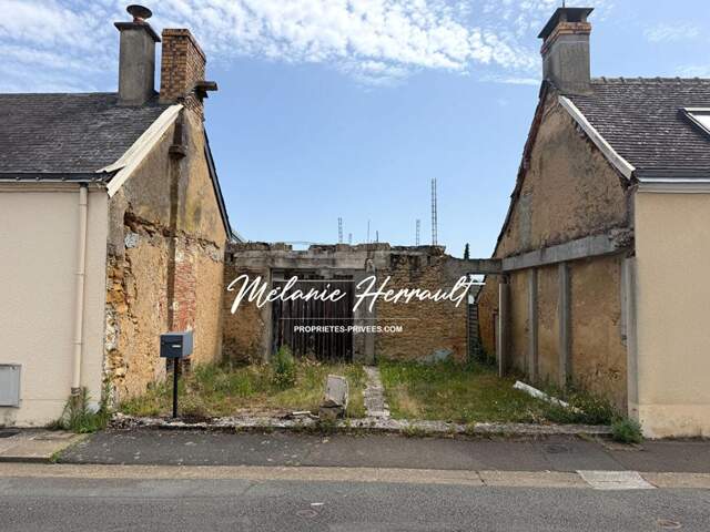 Terrain à bâtir avec murs de bâti  - Centre-Bourg Changé (72) — photo du bien