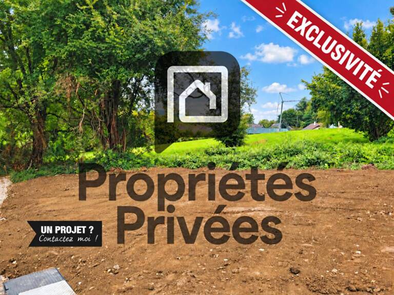 Entrelacs 73410 -commune tranquille terrain viabilisé  461m2 — photo 1