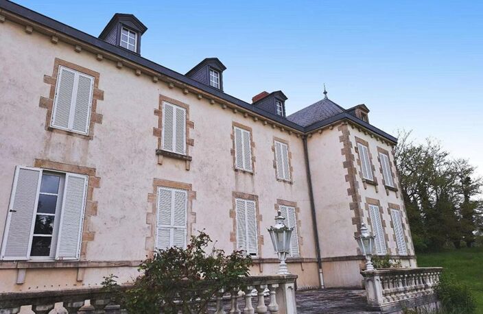 Château Moulins Engilbert 12 pièce(s) 395,85 m2 — photo 2