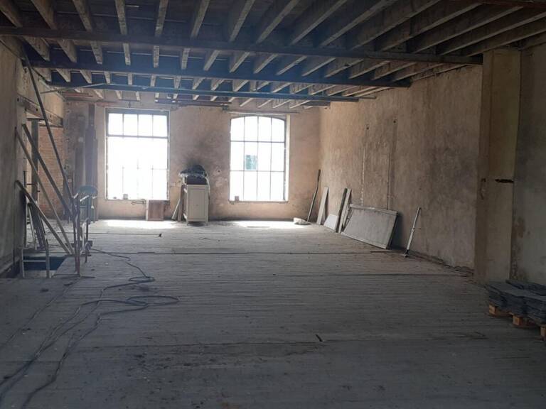 Loft Bauge En Anjou 1 pièce(s) 240 m2 — photo 1