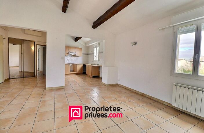 Uzes, proche centre ville , appartement avec terrasse et parking — photo 2