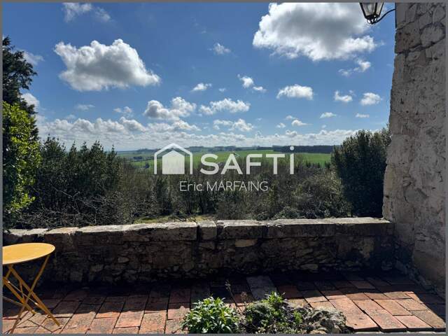 Maison pierre rénovée avec vue sur vallons gersois — photo du bien