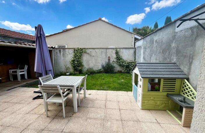 Bas Cenon, proche commodités, familiale récente 3 chambres, jardin et garage — photo 4