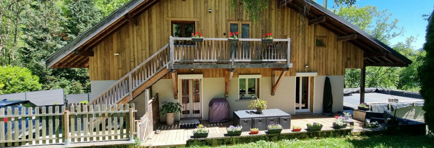 Maison 13 Pièces 260 m² à vendre à Talloires-Montmin (74210)