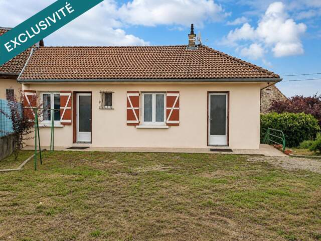 Maison à rénover avec jardin en centre ville — photo du bien