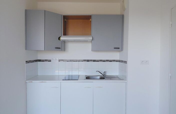 Location appartement 2 pièces 36 m² à Tours (37100) — photo 5