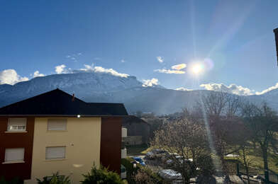Appartement 3 pièces 235000 €