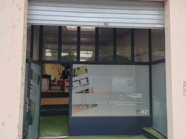RARE SUR TOULOUSE   LOCAL COMMERCIAL INDEPENDANT DE 145m2 — photo du bien