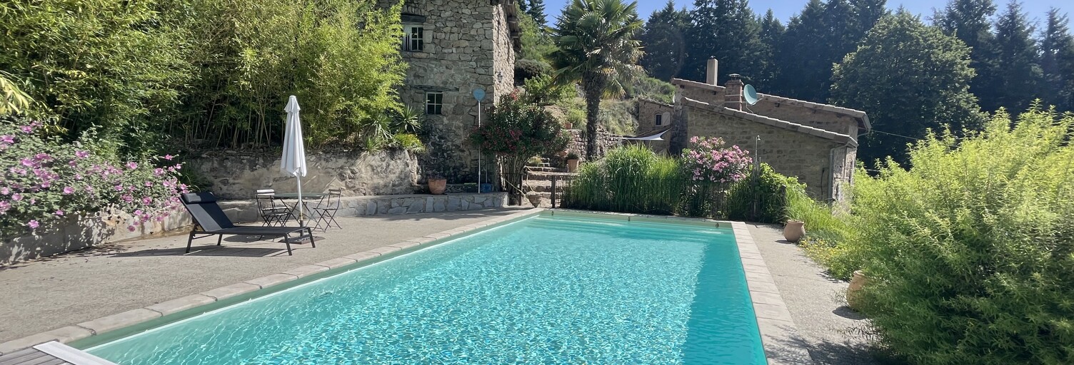 Maison 12 Pièces 237 m² à vendre à Lamastre (07270)