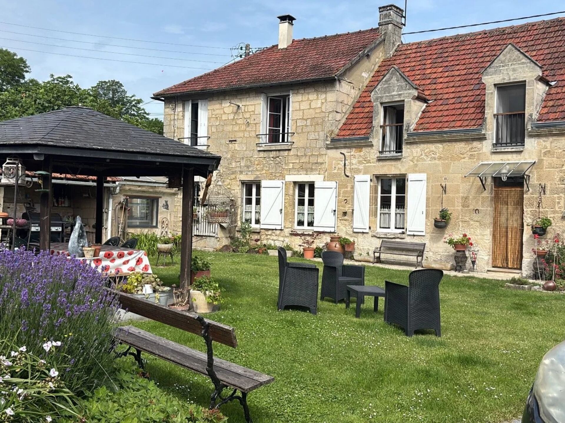 Maison 11 pièces 265 m² · à Crépy-en-Valois · 265 m² · 438 000 €