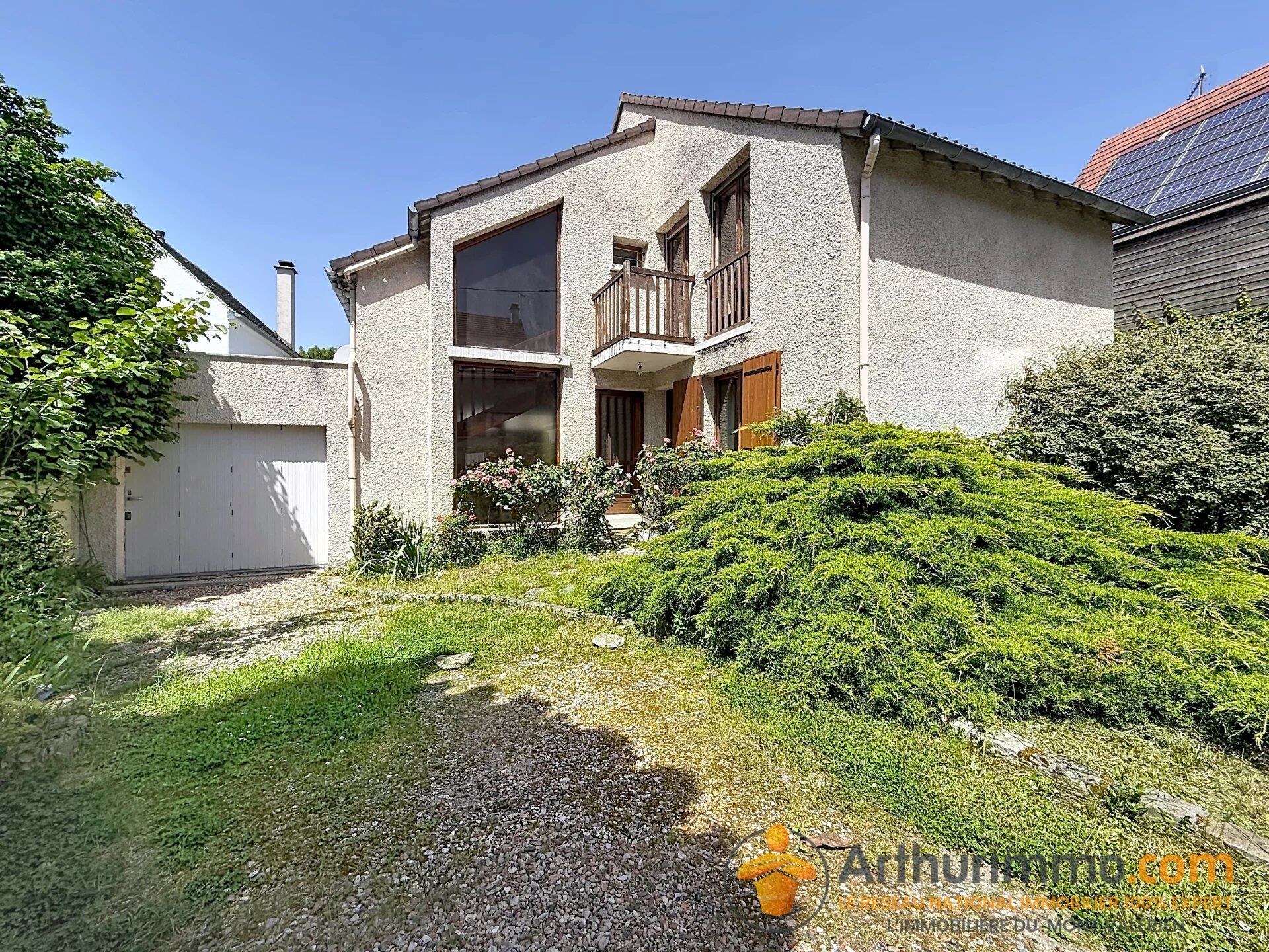Maison 8 pièces 160 m² · à Nanterre · 160 m² · 840 000 €