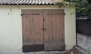 Garage  13 m² à louer à Marseille 9 (13009)