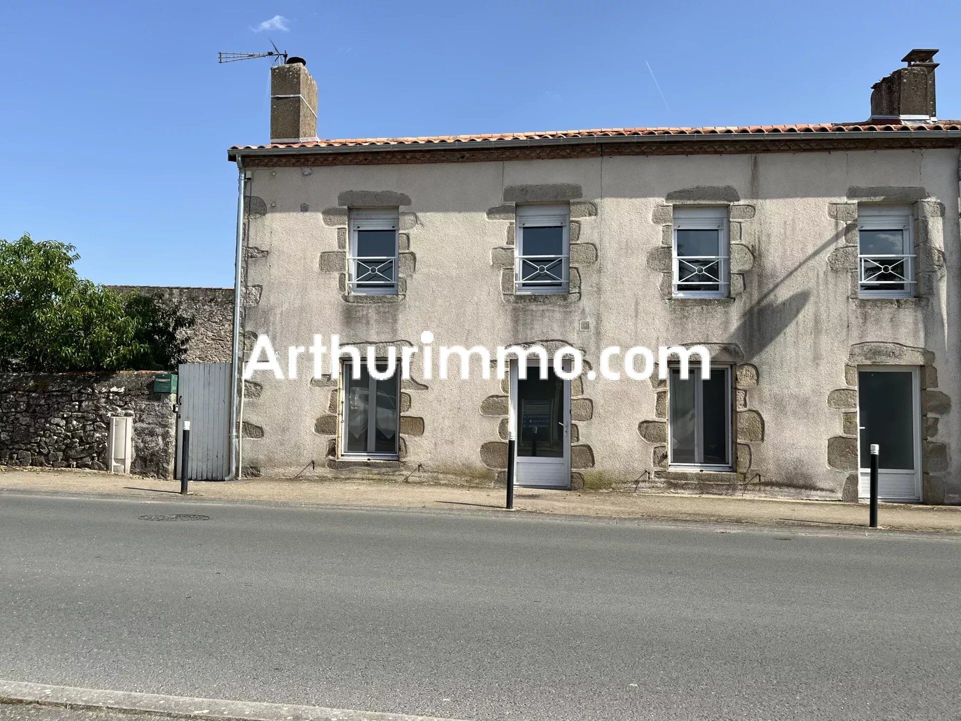 Maison 5 pièces 84 m² · à Clessé · 84 m² · 690 €/mois