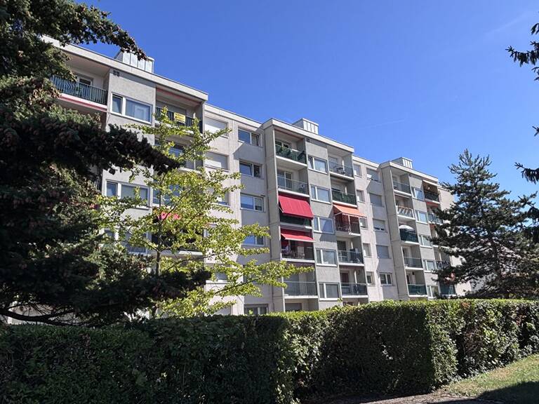 Charmant appartement 2 pièces à vendre à Mulhouse, dernier étage avec balcon , garage et cave — photo 1