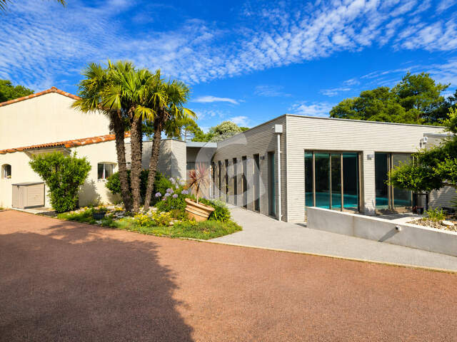 Maison 7 pièces 380m² à vendre à Jard sur Mer — photo du bien