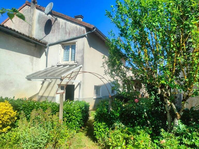 Charmante maison de village à Champagnac-la-Rivière — photo 1