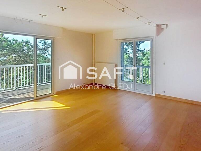 GRAND T4 DE 95 M² EN EXCELLENT ETAT + TERRASSE + PARKING + CAVE — photo 1