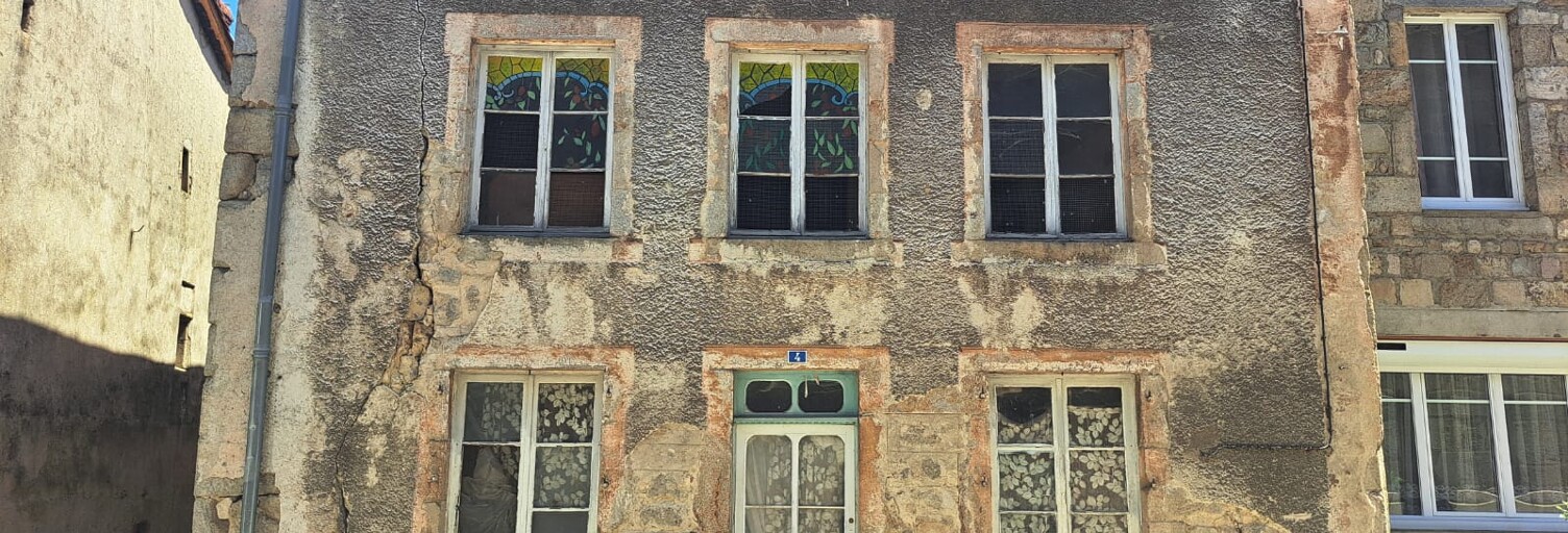 Maison 3 Pièces 200 m² à vendre à Saint-Anthème (63660)