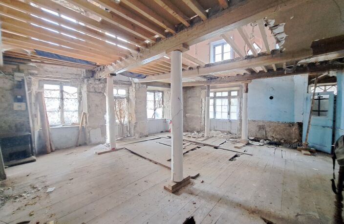 Vente maison 3 pièces 200 m² Saint-Anthème (63660) — photo 3