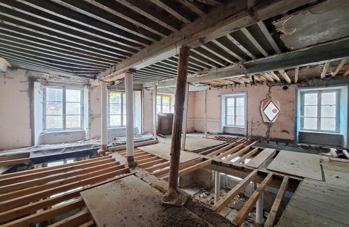 Vente maison 3 pièces 200 m² Saint-Anthème (63660) — photo 4