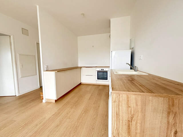 APPARTEMENT - TYPE 2 - 40 M2 - BALCON - PARKING — photo du bien
